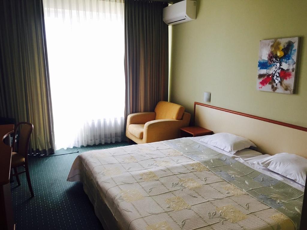 Benvita Hotel غولدن ساندز المظهر الخارجي الصورة