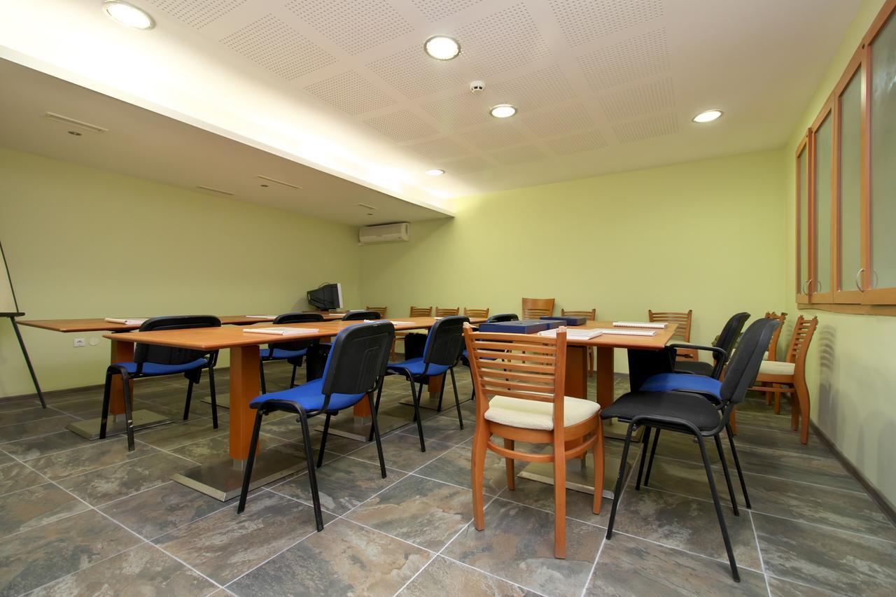 Benvita Hotel غولدن ساندز المظهر الخارجي الصورة