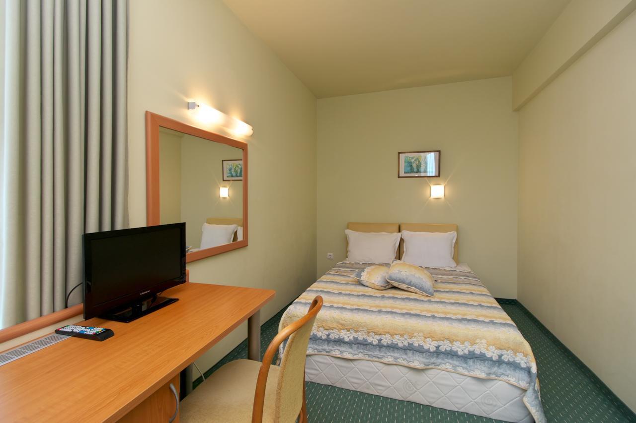 Benvita Hotel غولدن ساندز المظهر الخارجي الصورة